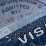 Visa O-1 vs visa E-2: qué opción es la mejor para tu inversión